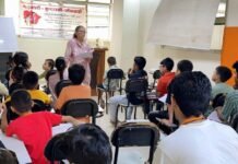 National:-दिल्ली-एनसीआर में ‘उत्तराखण्ड लोक-भाषा साहित्य मंच’ के तत्वावधान में 24 मई से शुरू होंगी,गढ़वाली-कुमाऊनी और जौनसारी भाषाओं की ग्रीष्मकालीन कक्षाएं-अपने लोक सांस्कृतिक परिवेश से जुड़ेंगे बच्चे