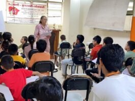 National:-दिल्ली-एनसीआर में ‘उत्तराखण्ड लोक-भाषा साहित्य मंच’ के तत्वावधान में 24 मई से शुरू होंगी,गढ़वाली-कुमाऊनी और जौनसारी भाषाओं की ग्रीष्मकालीन कक्षाएं-अपने लोक सांस्कृतिक परिवेश से जुड़ेंगे बच्चे
