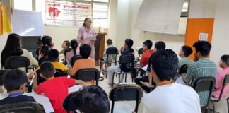 National:-दिल्ली-एनसीआर में ‘उत्तराखण्ड लोक-भाषा साहित्य मंच’ के तत्वावधान में 24 मई से शुरू होंगी,गढ़वाली-कुमाऊनी और जौनसारी भाषाओं की ग्रीष्मकालीन कक्षाएं-अपने लोक सांस्कृतिक परिवेश से जुड़ेंगे बच्चे