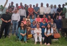 Dehradun:-आड़ू की चाट,गीत संगीत और माल्टा रस के साथ हुआ आड़ू-प्लम-खुमानी की बात का समापन