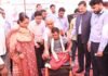 Kotdwar:-विधानसभा अध्यक्ष ऋतु खण्डूडी समाज कल्याण विभाग पौड़ी द्वारा आयोजित बहुउद्देशीय शिविर में हुई शामिल,दिव्यांगजनों को व्हील चेयर एवं सहायक उपकरण किए वितरित