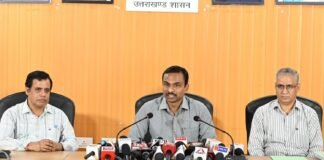 Uttarakhand:-उत्तराखण्ड में 98 प्रतिशत गणना फार्म वितरित,12 प्रतिशत डिजिटाईज,अपर मुख्य निर्वाचन अधिकारी ने प्रेस कांफ्रेंस कर एसआईआर की दी जानकारी