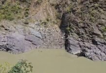 Uttarakhand:-चारधाम यात्रा मार्ग पर देवप्रयाग में गंगा में गिरी इनोवा,4 की मौत,3 लापता सीएम धामी व्यक्त किया शोक