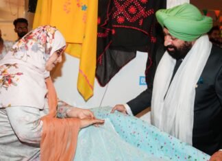 Uttarakhand:-राज्यपाल गुरमीत सिंह ने देहरादून में आयोजित छठे ‘लोक संवर्धन पर्व’ में किया प्रतिभाग,लोक कला एवं स्थानीय उत्पादों को बताया आत्मनिर्भर भारत की आधारशिला