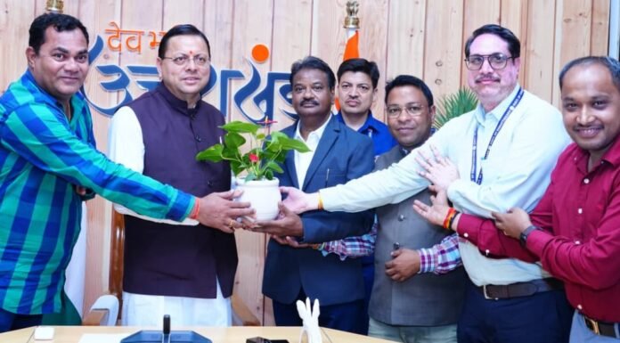 Uttarakhand:-छत्तीसगढ़ से आए पत्रकारों के प्रतिनिधिमंडल ने सीएम धामी से की शिष्टाचार भेंट