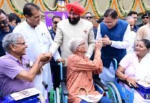 Uttarakhand:-सेवा,सुशासन और समर्पण का सशक्त संदेश बना सेवा पखवाड़ा-3.5 हजार से अधिक लोगों ने उठाया जनकल्याणकारी योजनाओं का लाभ