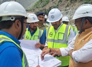Uttarakhand:-मुख्य सचिव आनन्द बर्द्धन ने किया लखवाड़ बहुउद्देशीय परियोजना का स्थलीय निरीक्षण
