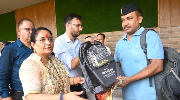 Pauri Garhwal:-कोटद्वार में कारगिल विजय दिवस से पूर्व वीर सैनिक सम्मान समारोह का भव्य आयोजन,वीर सैनिकों के शौर्य और बलिदान को किया नमन