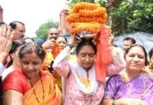 Kotdwar:-विधानसभा अध्यक्ष ऋतु खण्डूडी संत शिरोमणि श्री गुरु रविदास महाराज जी की 650वीं जयंती के उपलक्ष्य में आयोजित समरसता संकल्प अभियान की भव्य कलश यात्रा में हुई शामिल