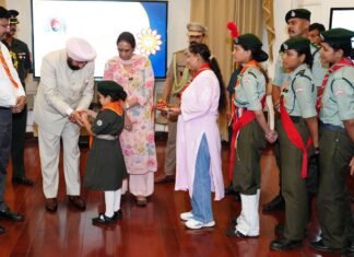 Uttarakhand:-लोक भवन में उल्लास और आत्मीयता के साथ मनाया गया रक्षाबंधन पर्व