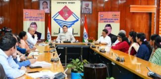 Uttarakhand:-सशक्त बहना उत्सव के तहत मुख्यमंत्री पुष्कर धामी ने प्रदेश के विभिन्न क्षेत्रों में स्वरोजगार से जुड़ी महिलाओं से किया संवाद
