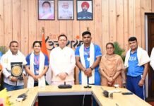 Uttarakhand:-कॉमनवेल्थ गेम्स 2026 के उत्तराखंड के पदक विजेताओं और प्रशिक्षकों को मुख्यमंत्री धामी ने किया सम्मानित