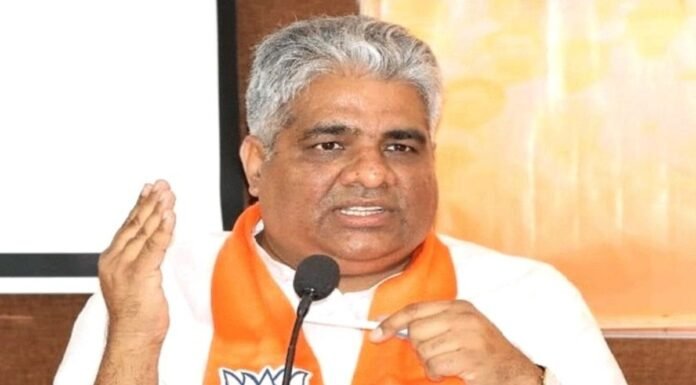 Uttarakhand:-उत्तराखंड को वन एवं जैव विविधता संरक्षण के लिये केंद्र सरकार का मिल रहा है निरंतर सहयोग
