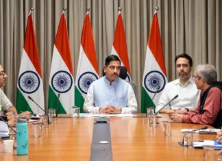 Uttarakhand:-केंद्रीय शिक्षा मंत्री ने उत्तराखंड के ‘पूर्ण साक्षर राज्य’ बनने पर मुख्यमंत्री को दी बधाई