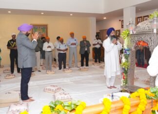 Uttarakhand:-श्री गुरु ग्रंथ साहिब जी के प्रकाश पर्व के अवसर पर लोक भवन में तीन दिवसीय अखंड पाठ का शुभारंभ