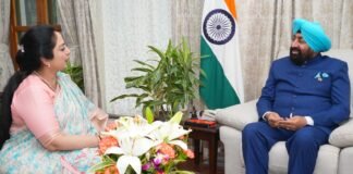 Uttarakhand:-राज्यपाल गुरमीत सिंह से लोक भवन में अनुग्रह संस्था की अध्यक्ष आभा चौधरी ने की शिष्टाचार भेंट