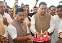 Nainital:-मुख्यमंत्री पुष्कर धामी ने श्री महालक्ष्मी अष्टभुजा मंदिर में पूजा-अर्चना कर की प्रदेश की सुख-समृद्धि की कामना