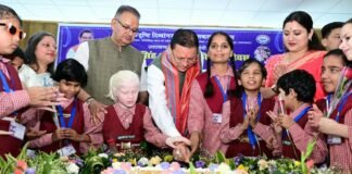 Uttarakhand:-दिव्यांग बच्चों के बीच अपना जन्म दिवस मनाने पहुंचे मुख्यमंत्री पुष्कर सिंह धामी