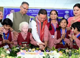 Uttarakhand:-दिव्यांग बच्चों के बीच अपना जन्म दिवस मनाने पहुंचे मुख्यमंत्री पुष्कर सिंह धामी