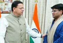 Uttarakhand:-फ्लाइंग कार बनाने वाले रवि टमटा से मिले सीएम धामी,स्टार्टअप को सरकारी मदद के निर्देश