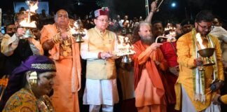 Uttarakhand:-प्रधानमंत्री नरेंद्र मोदी के जन्मदिवस पर 2100 दीपों से जगमगाया यमुना तट,सीएम धामी ने 7.52 करोड़ के स्नान घाट का किया लोकार्पण
