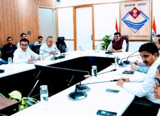 Uttarakhand:-मुख्य सचिव ने की प्रदेश में रोपवे परियोजनाओं की समीक्षा,परियोजनाओं में तेजी लाने के दिए निर्देश