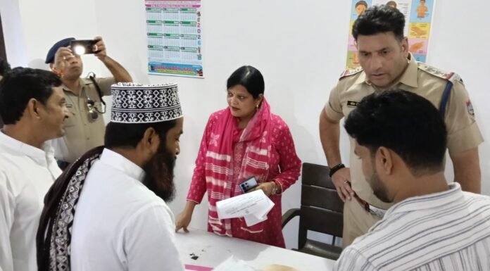 Uttarakhand:-मुख्यमंत्री धामी के सख्त रुख का असर-बाजपुर में 5 और मदरसों पर प्रशासन का शिकंजा,किए गए सील