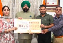 Dehradun:-राज्यपाल गुरमीत सिंह ने टी.बी.एसोसिएशन ऑफ उत्तराखण्ड द्वारा क्षय रोग के प्रति जनजागरूकता बढ़ाने के लिए चलाए जा रहे अभियान के तहत ‘टी.बी.सील’ का किया अनावरण