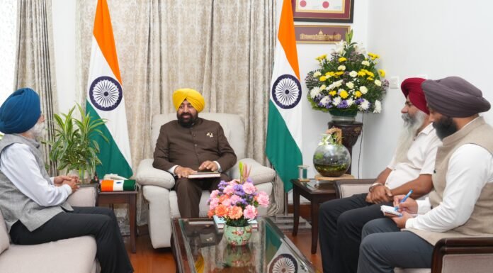 Uttarakhand:-राज्यपाल गुरमीत सिंह से पंजाबी विश्वविद्यालय,पटियाला के कुलपति डॉ.जगदीप सिंह ने की शिष्टाचार भेंट