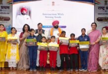 Dehradun:-राज्यपाल गुरमीत सिंह ने लोक भवन में आयोजित कार्यक्रम में टीबी रोगियों,दिव्यांगजनों एवं अनाथ बच्चों से किया आत्मीय संवाद