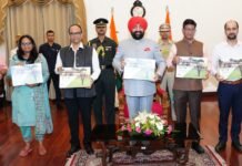 Uttarakhand:-राज्यपाल गुरमीत सिंह ने ‘सेवा,समर्पण और नवाचार के पांच वर्ष’ कॉफी टेबल बुक का किया विमोचन