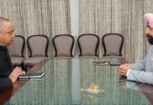 Uttarakhand:-राज्यपाल गुरमीत सिंह से मिले पर्यटन सचिव धीराज सिंह गर्ब्याल,प्रदेश में पर्यटन गतिविधियों की दी जानकारी