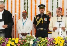Uttarakhand:-डॉ.ढाल सिंह बिसेन ने ली उत्तराखण्ड के राज्यपाल पद की शपथ कहा-संवैधानिक मूल्यों की रक्षा,राज्य सरकार और जनकल्याण को गति देना प्राथमिकता