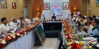 Champawat:-सीमांत क्षेत्रों तक सरकार,विकास को नई रफ्तार,भारत-नेपाल अंतरराष्ट्रीय सीमा से सटे बनबसा में धामी कैबिनेट की बैठक,शासन को सीमांत क्षेत्रों तक ले जाने की नई पहल