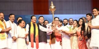 Khatima:-जनजातीय संस्कृति,परंपरा और गौरव का उत्सव बना उत्तराखंड आदि रंगोत्सव,बिखरे सांस्कृतिक विविधता के रंग,सीएम धामी ने दीप प्रज्ज्वलित कर किया विधिवत शुभारंभ