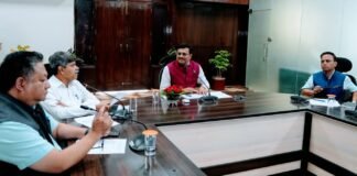 Uttarakhand:-मुख्य सचिव आनन्द बर्द्धन ने की 25 बिंदु कार्यक्रम की समीक्षा