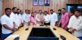Dehradun:-मुख्यमंत्री पुष्कर सिंह धामी से प्रदेश प्रधान संगठन के प्रतिनिधिमंडल ने की शिष्टाचार भेंट