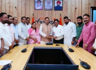 Dehradun:-मुख्यमंत्री पुष्कर सिंह धामी से प्रदेश प्रधान संगठन के प्रतिनिधिमंडल ने की शिष्टाचार भेंट