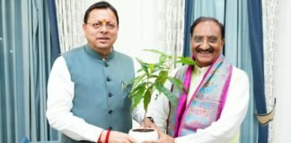 Uttarakhand:-मुख्यमंत्री पुष्कर धामी से पूर्व केंद्रीय मंत्री डॉ.रमेश पोखरियाल ‘निशंक’ ने की शिष्टाचार भेंट