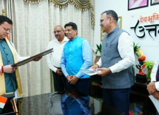 Uttarakhand:-ईईपीसी के चेयरमैन पंकज चड्ढा ने की मुख्यमंत्री पुष्कर सिंह धामी से भेंट