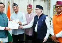 Uttarakhand:-उत्तराखंड महापरिषद,लखनऊ के प्रतिनिधि भरत सिंह बिष्ट ने की सीएम धामी से भेंट