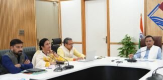 Uttarakhand:-प्रमुख सचिव ने राजाजी नेशनल पार्क एवं फूलों की घाटी राष्ट्रीय पार्क के प्रस्तावित ईको-सेंसेटिव जोन के संबंध में ली बैठक