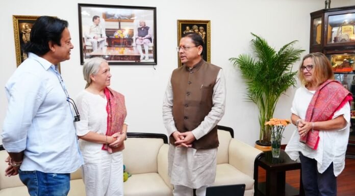 Uttarakhand:-मुख्यमंत्री पुष्कर सिंह धामी से अंतरराष्ट्रीय फिल्म निर्माताओं के प्रतिनिधिमंडल ने की भेंट