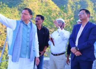 Uttarakhand:-मुख्यमंत्री पुष्कर धामी ने श्रीनगर-देवप्रयाग राष्ट्रीय राजमार्ग पर पहाड़ी के उपचारात्मक कार्यों का किया निरीक्षण